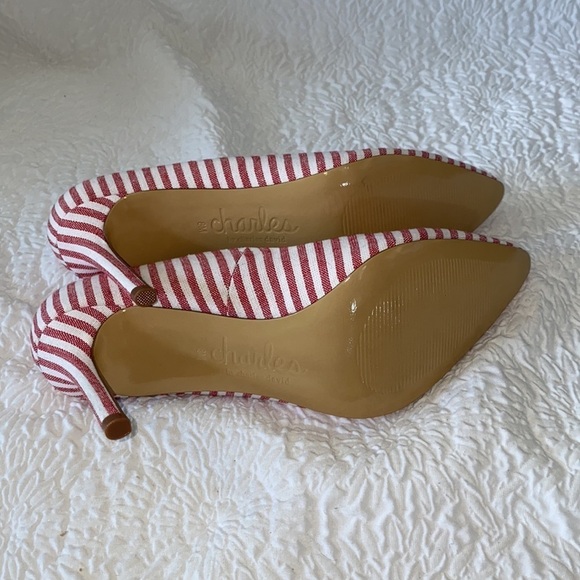 CHARLES By Charles David “Vicky” Candy Red Stripe Pump - Picture 6 of 6